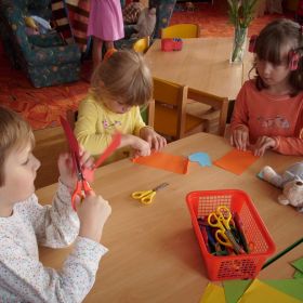 Výstavka Práce dětí z mateřské školy, třídy - Medvídci, Myšky a Veverky